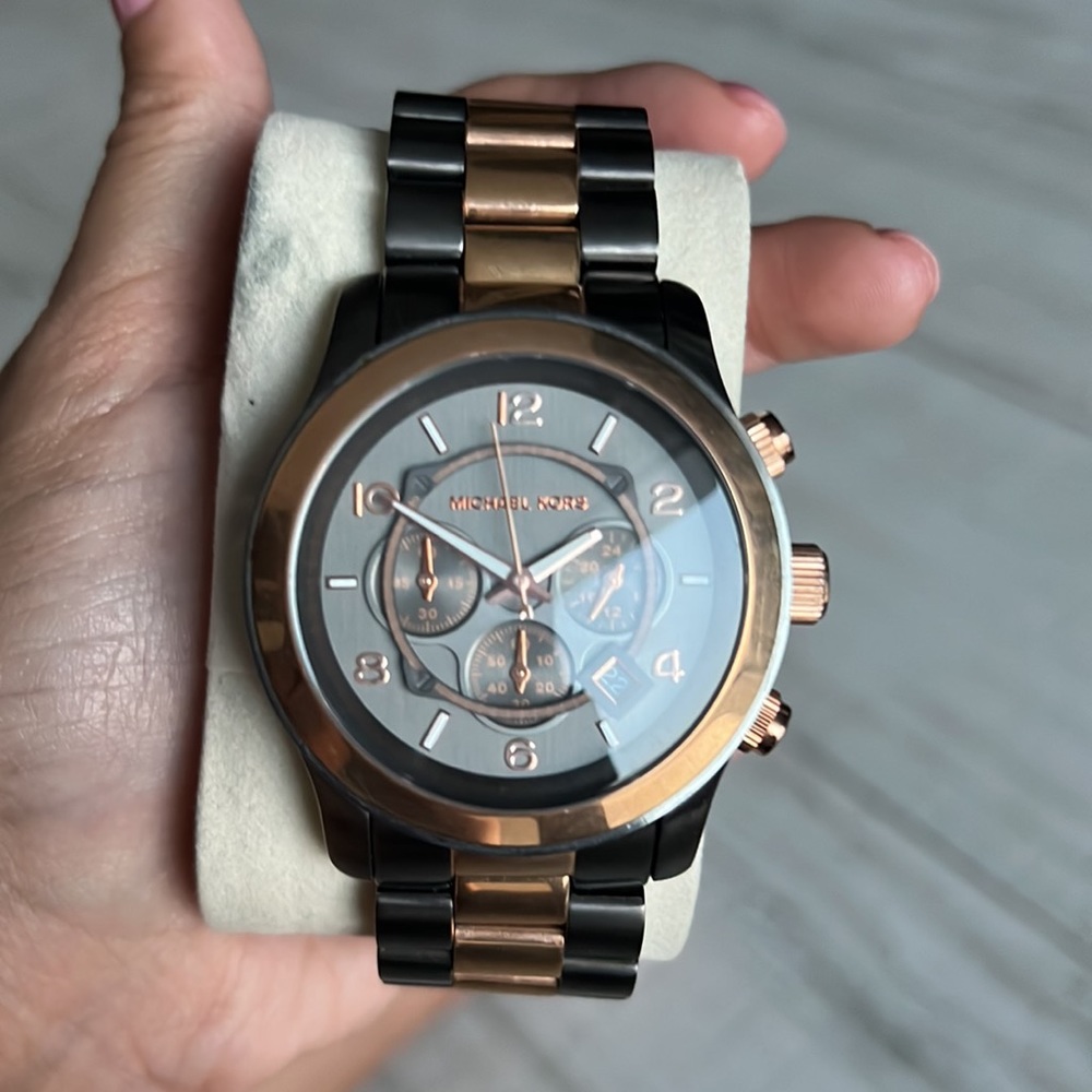 Men’s Michael Kors Watch - Picture 2 of 3
